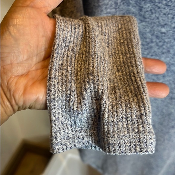 Natori oversized Cowl Neck Light Sweater with Relaxed Fit size Small - Picture 6 of 15